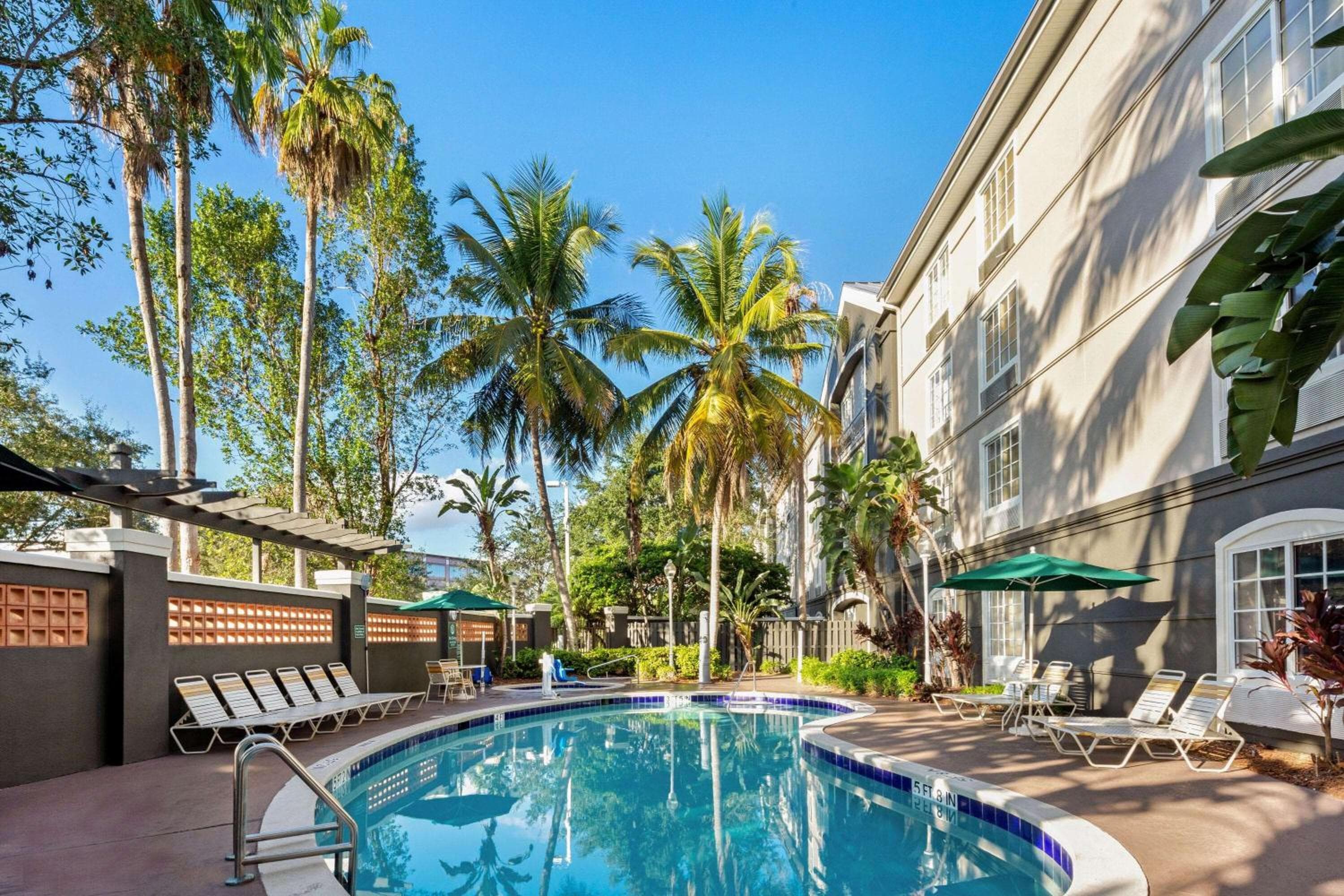 La Quinta by Wyndham Ft. Lauderdale Plantation