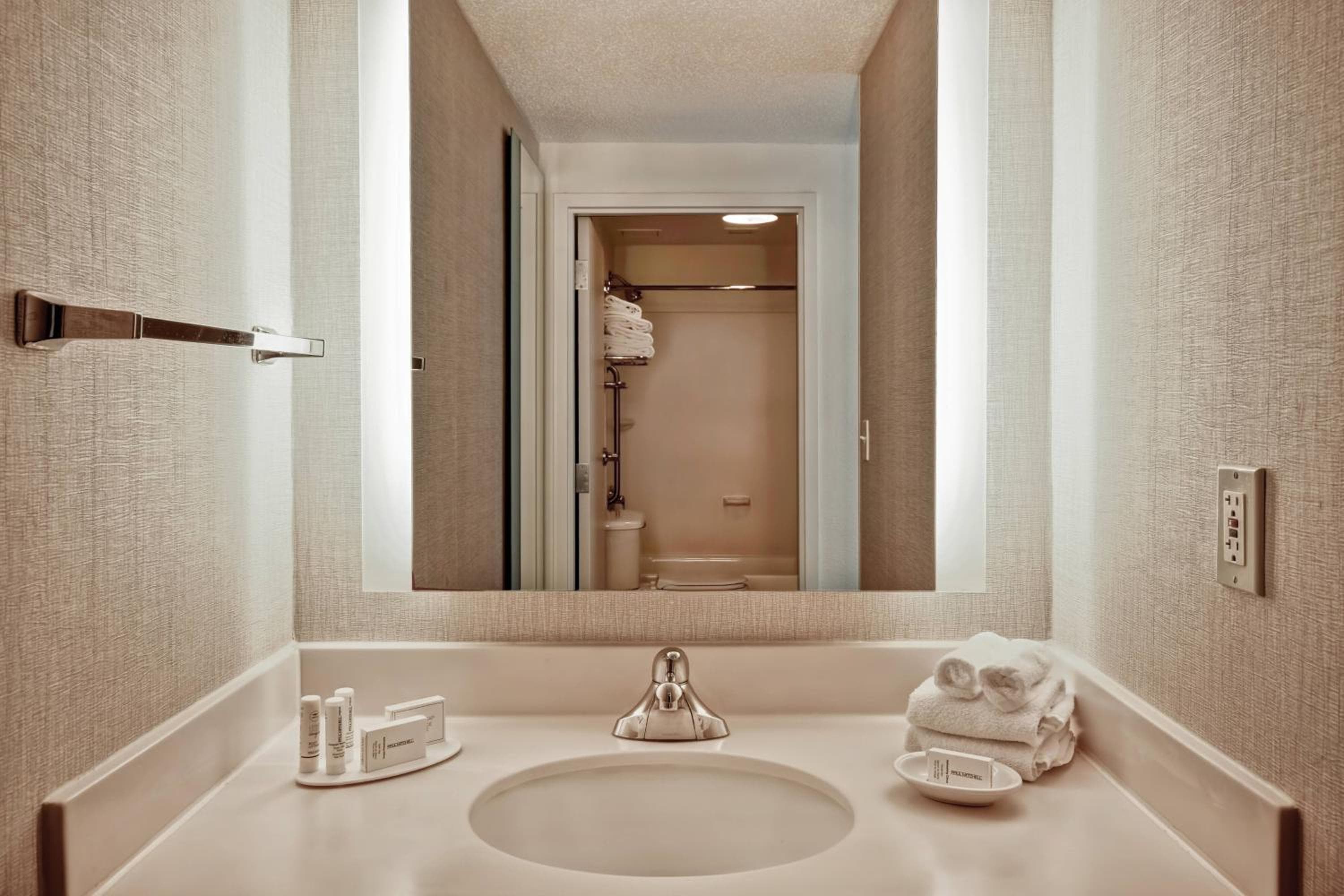 SpringHill Suites Baltimore BWI Airport