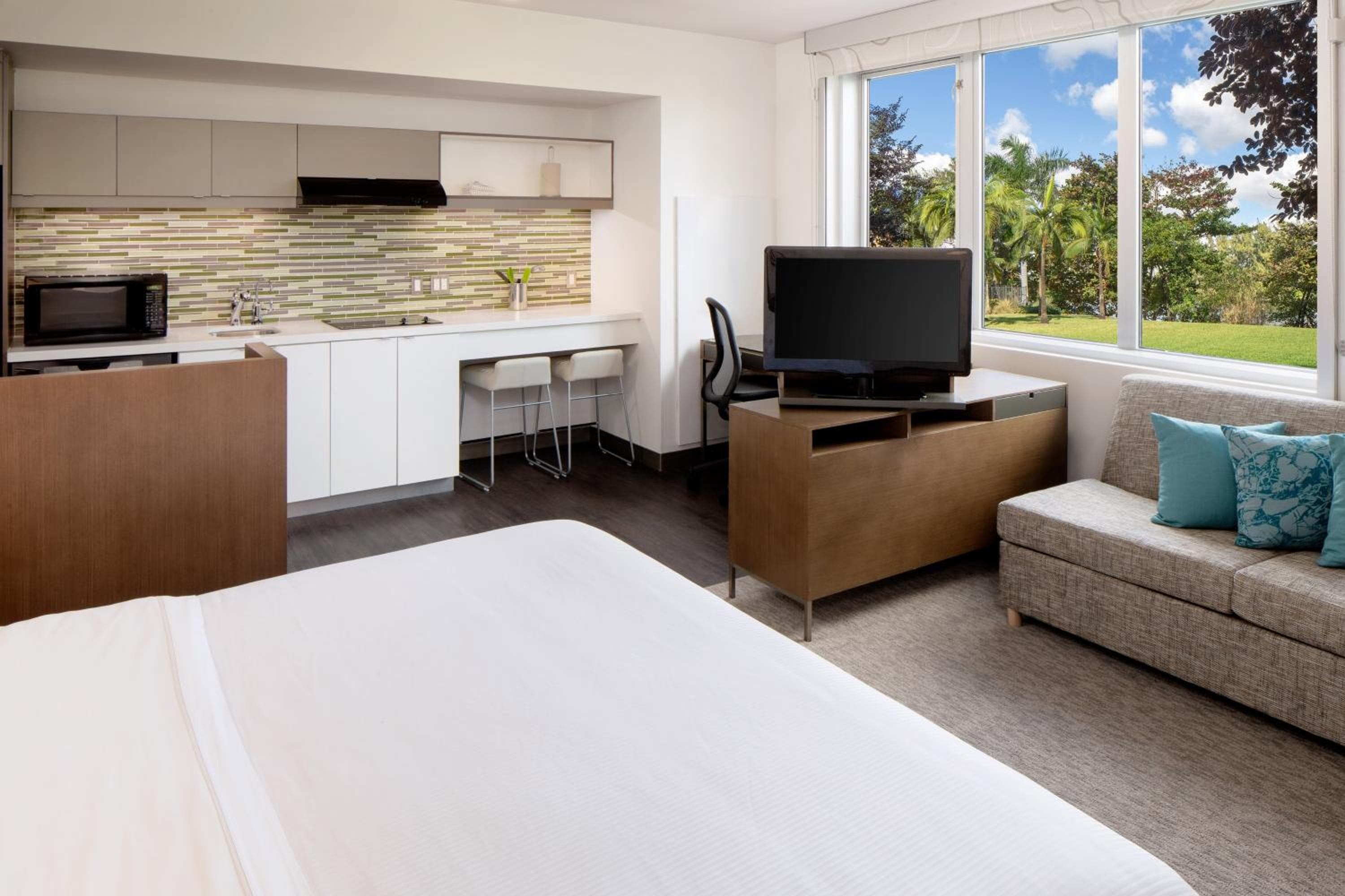 Element by Westin Miami International Airport