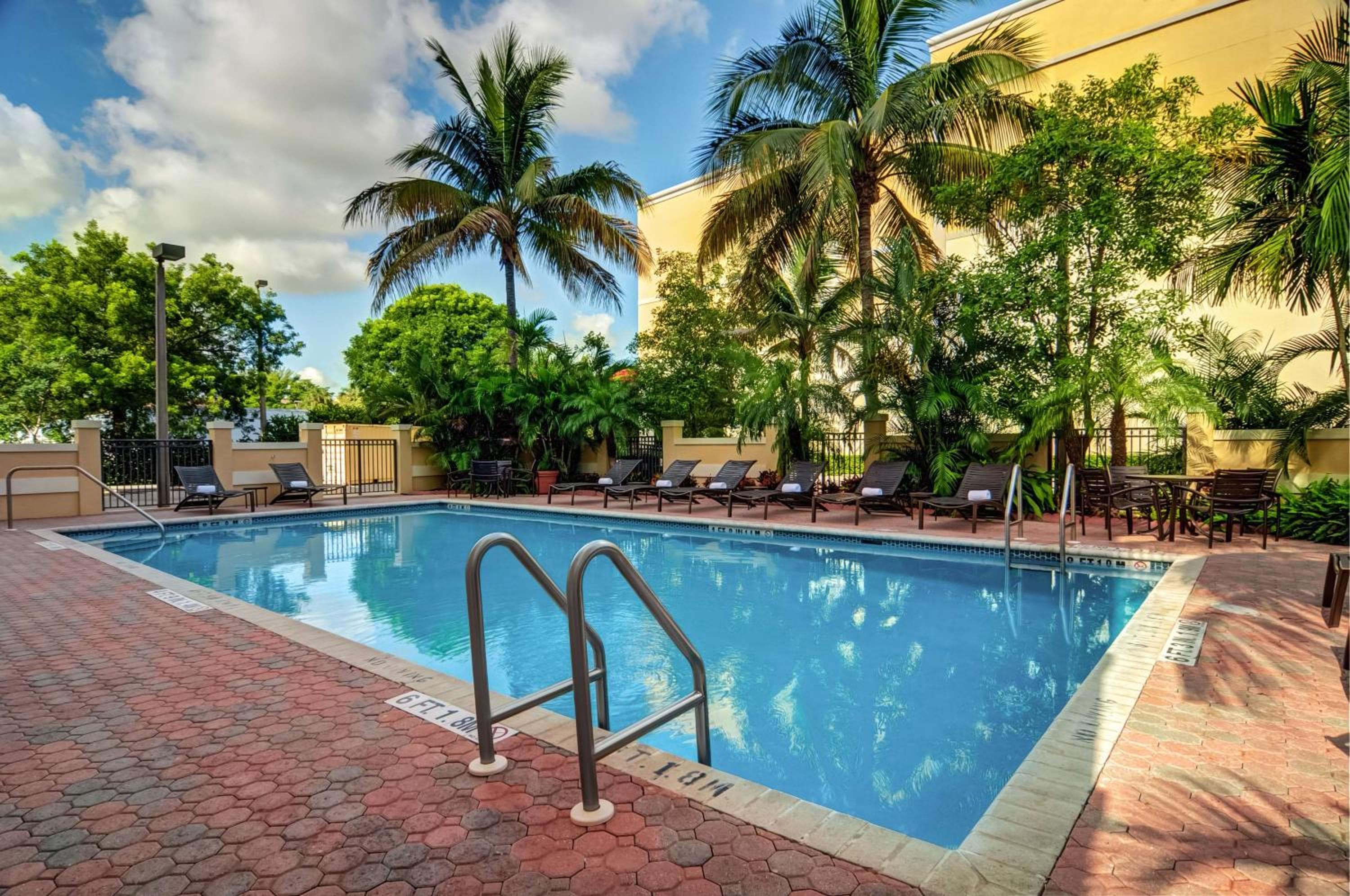 Hyatt Place Fort Lauderdale Cruise Port & Convention Center