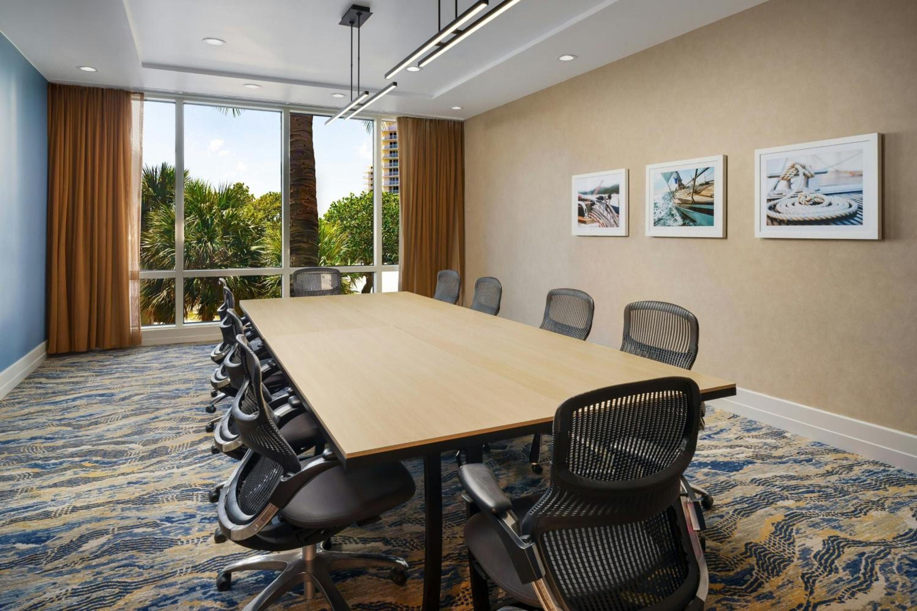 Courtyard by Marriott Oceanside Fort Lauderdale Beach